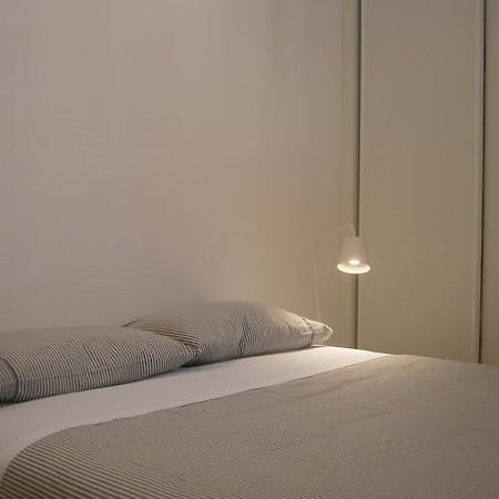 The Estrela Apartment Lisbon Room photo